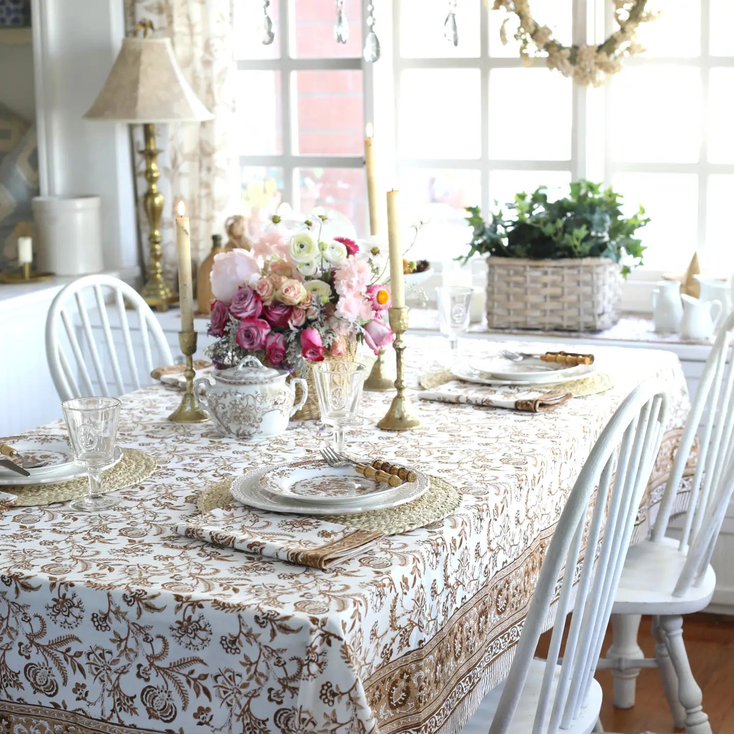 Mocha Tablecloth
