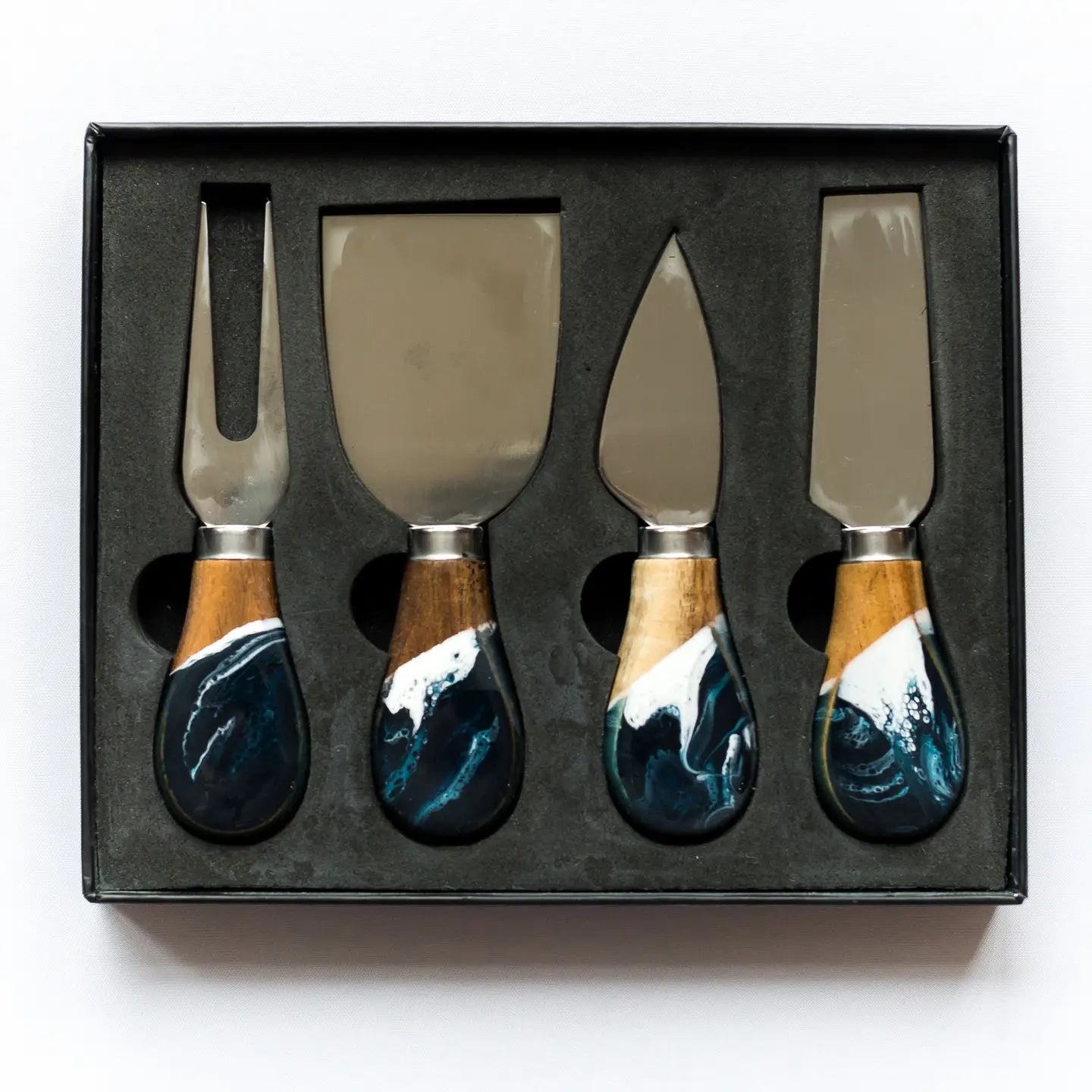 Cheese Set – Navy and White