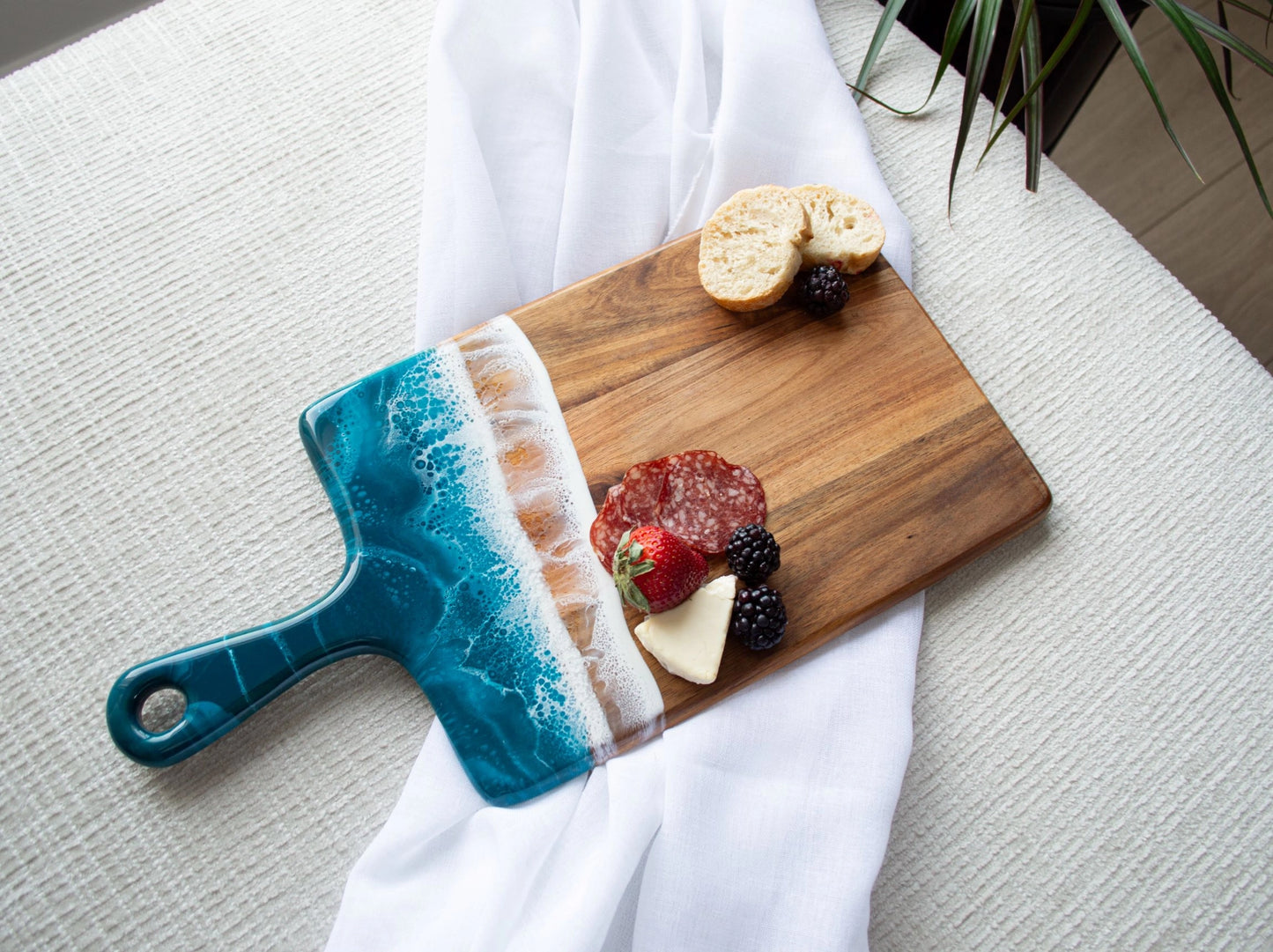 Rectangular Cheeseboard with Handle – Ocean