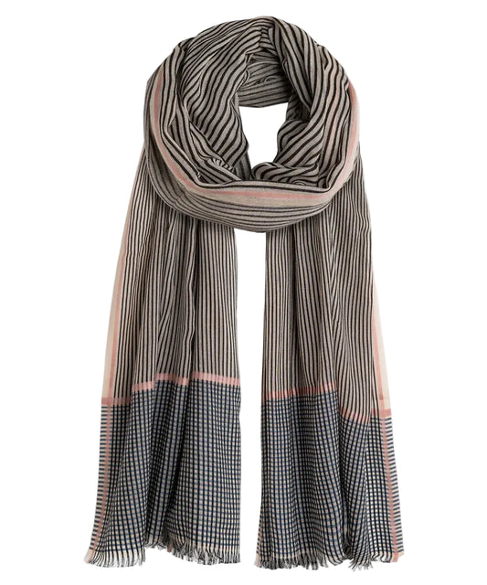 Check in Wrap- Pebble