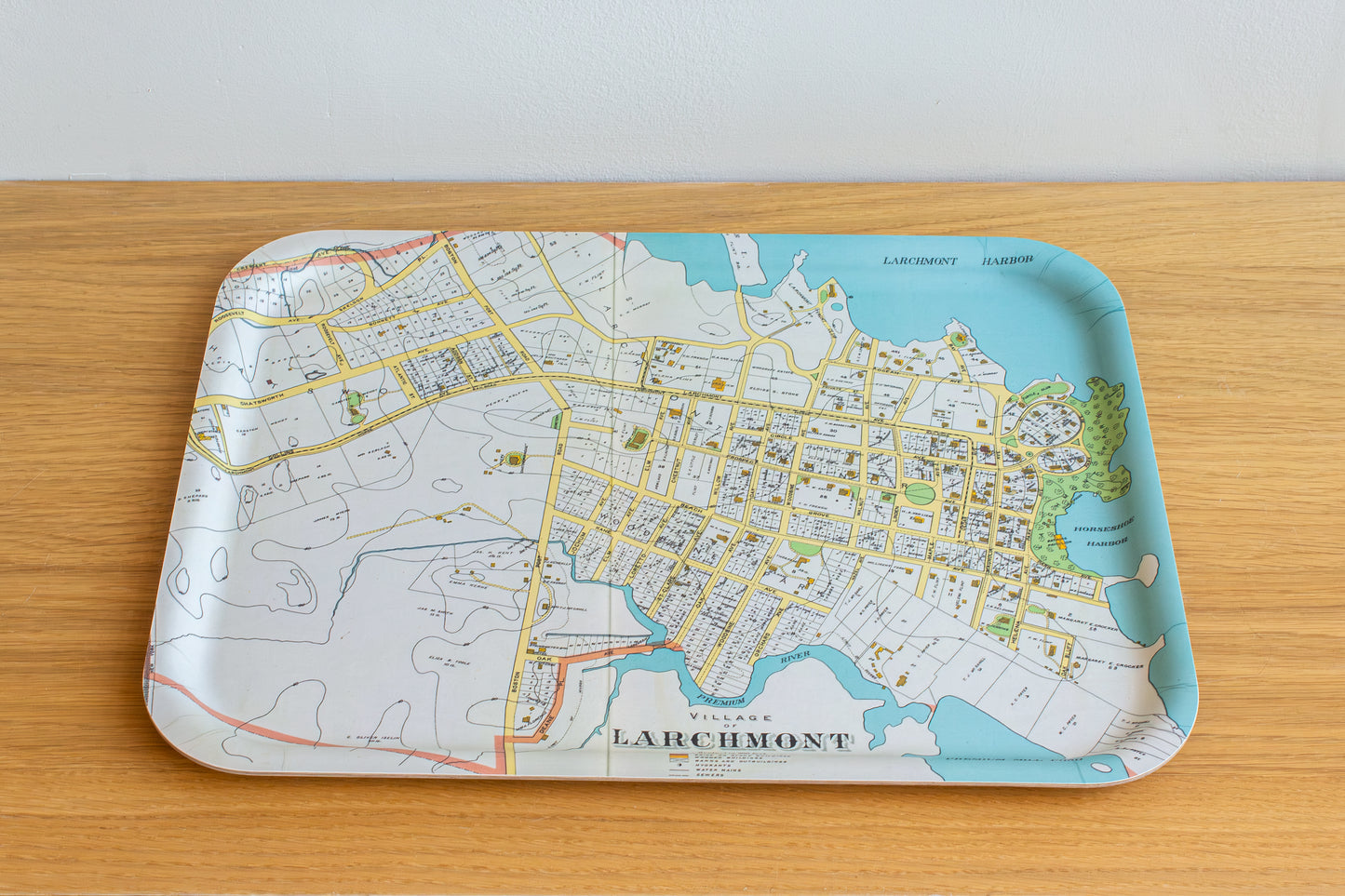 Larchmont Tray