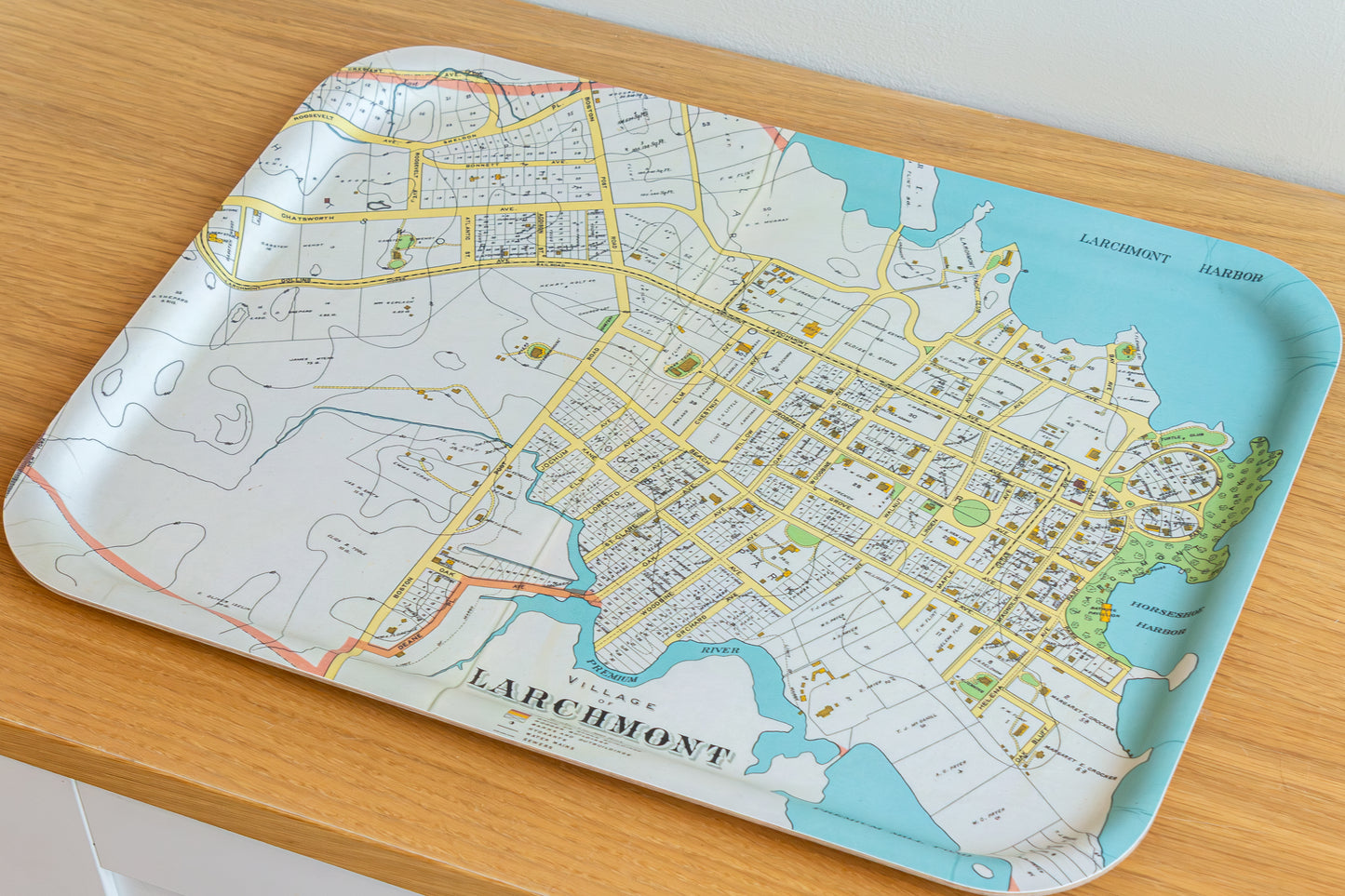 Larchmont Tray