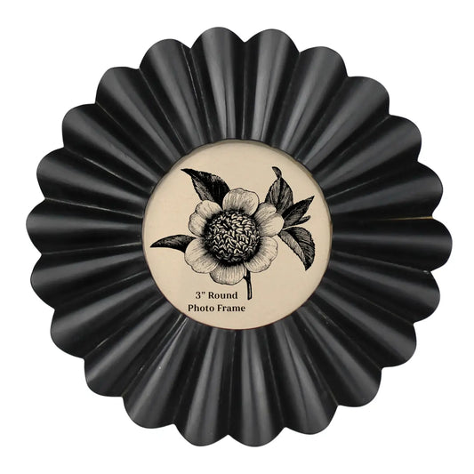 Scalloped Round Frame – Black