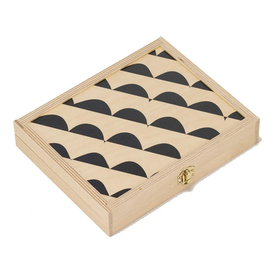 Curves Travel Backgammon Set