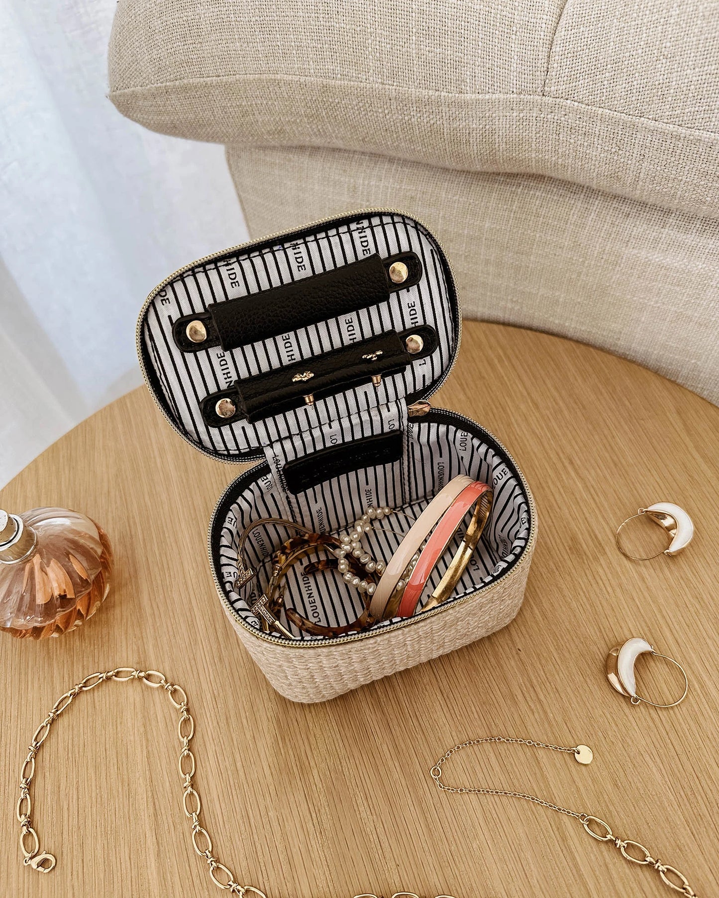 Small Rattan Jewelry Case - Black